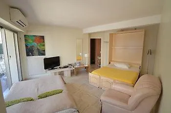 Riviera Vip Forville-Stanislas Apartment Cannes 0*,